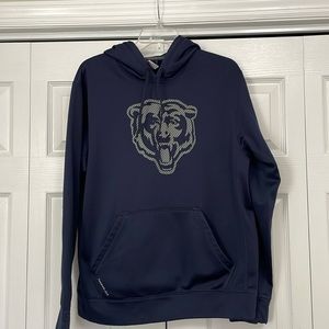 GUC Nike Therma fit hoodie Medium. Bear graphic front and sleeve Kangaroo pocket